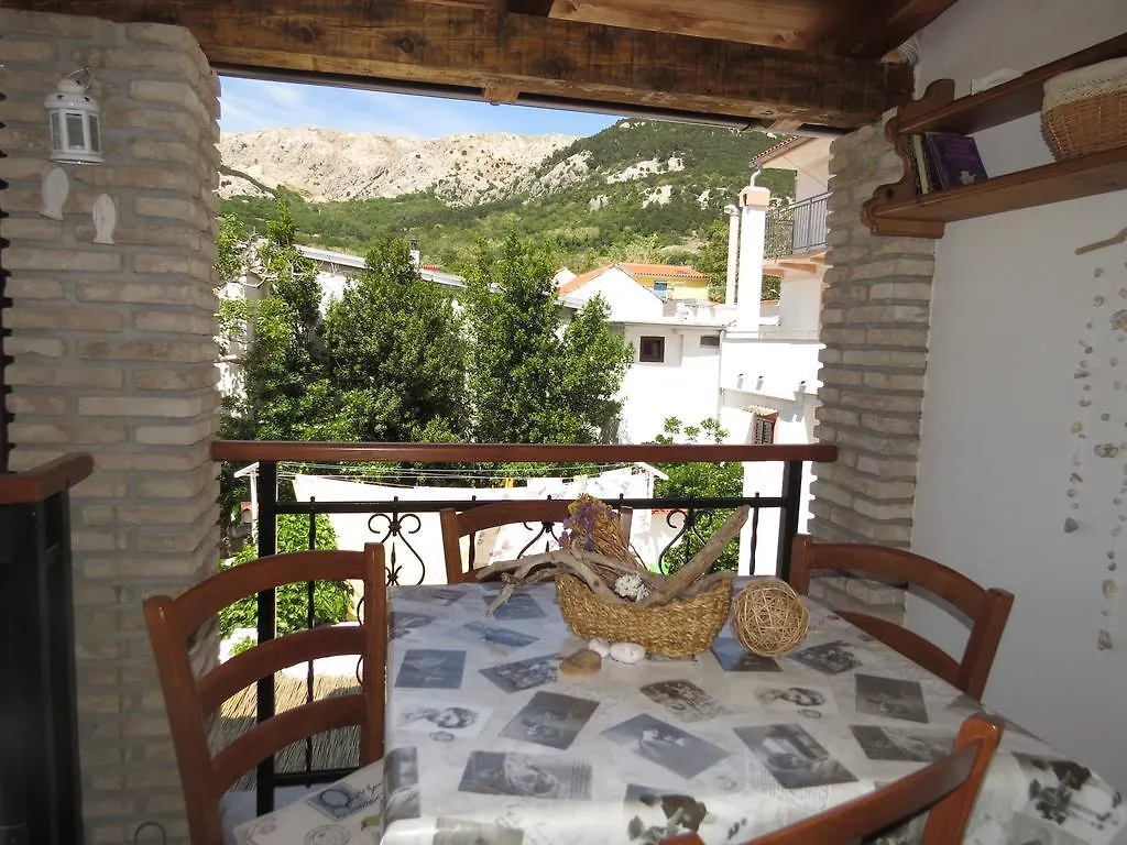 Apartments Authentic Baska 1 0*, Baška Croazia