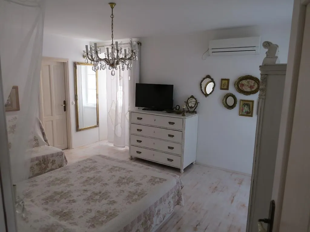 Apartments Authentic Baska 1